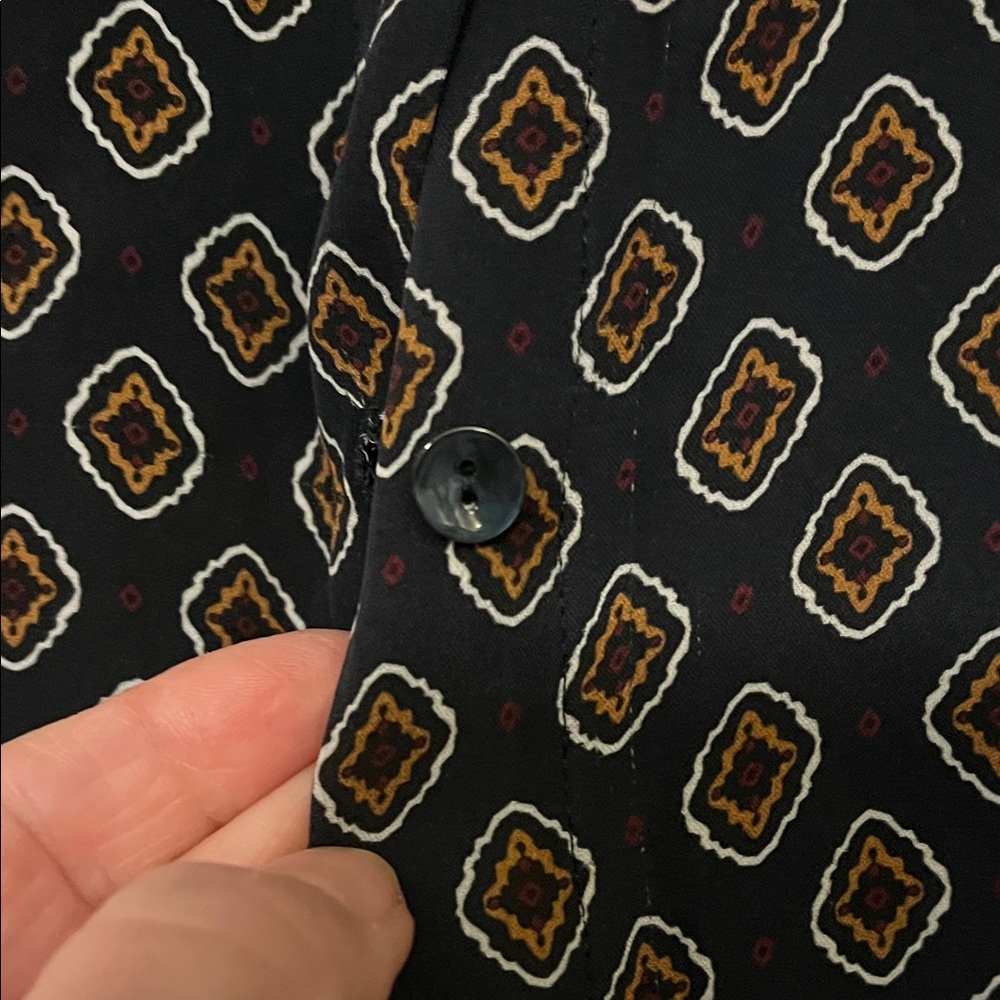 L'AGENCE Navy Geometric Button-Down Shirt - Picture 3 of 12